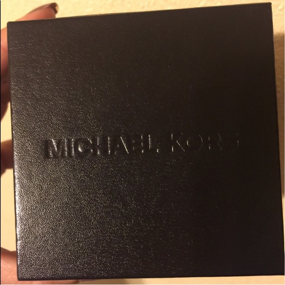 Michael Kors watch - Picture 4 of 4