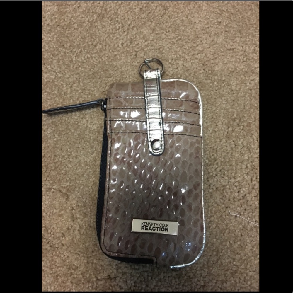 💞💞Kenneth Cole Reaction credit card holder