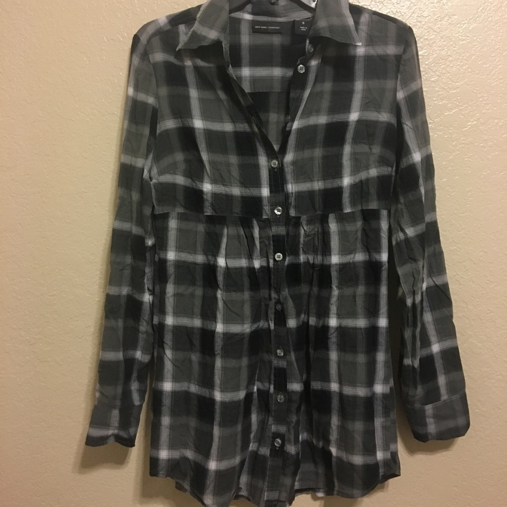 Black white and gray button up blouse