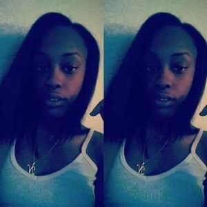 Meet your Posher, Novia