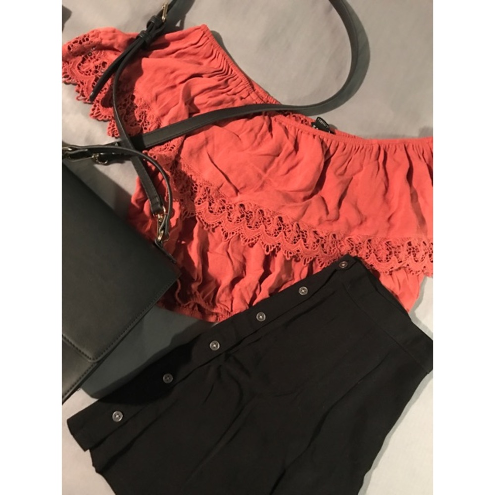 Off shoulder lace detail top
