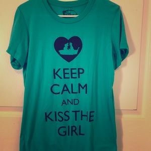 Hot Topic Tee - Kiss The Girl (Little Mermaid)