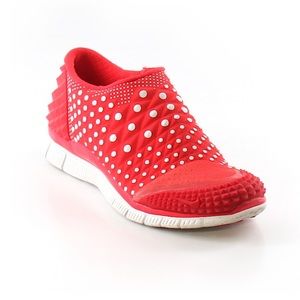 Nike red sneakers MAKE AN OFFER!!!