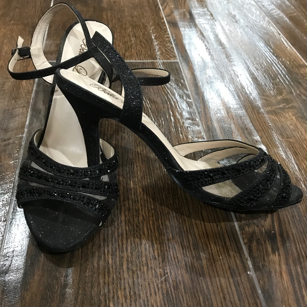 Prom shoes