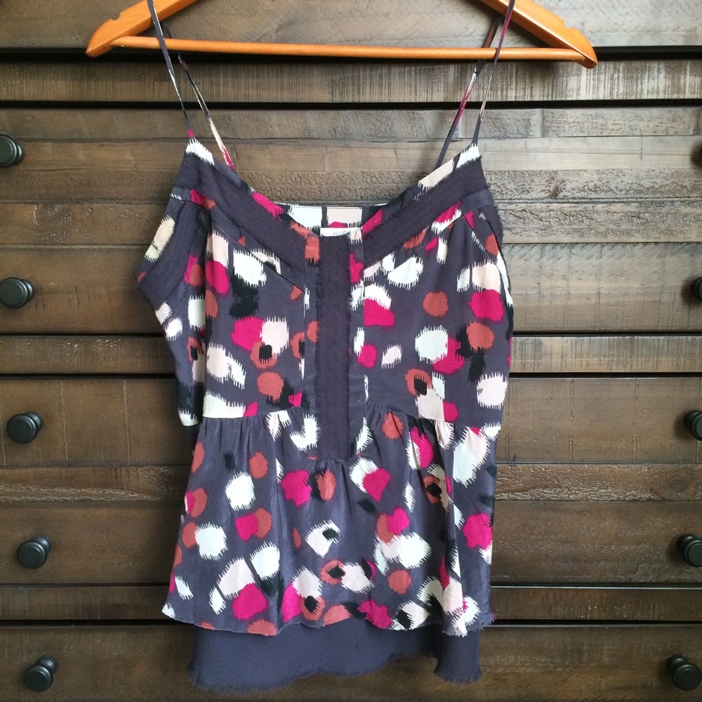 Beautiful silk UO top!