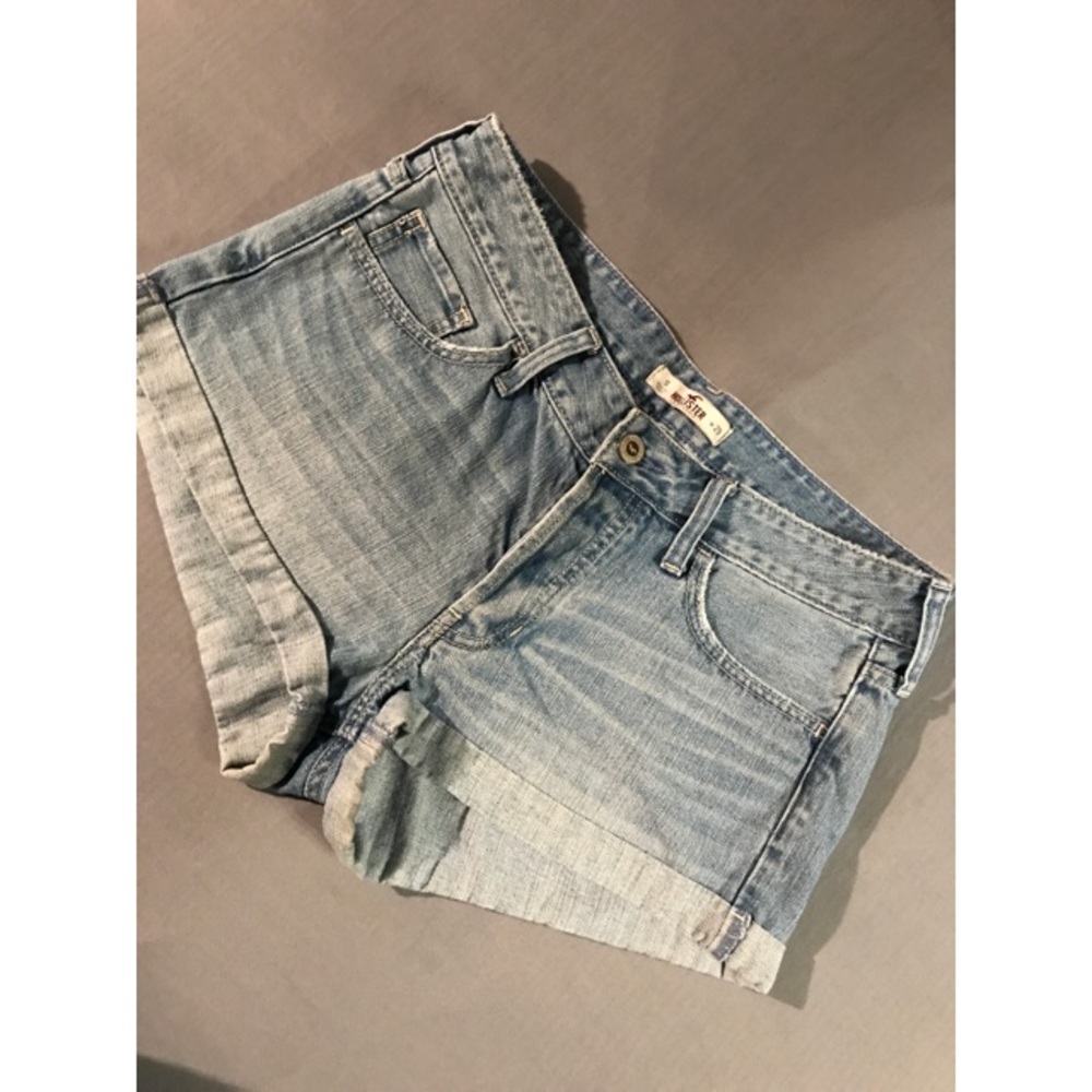 Light wash jean shorts