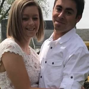 Meet your Posher, Cameron