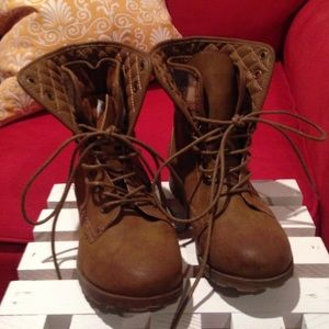 Rock & Candy Combact Brown boots