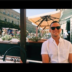 Meet your Posher, Zach