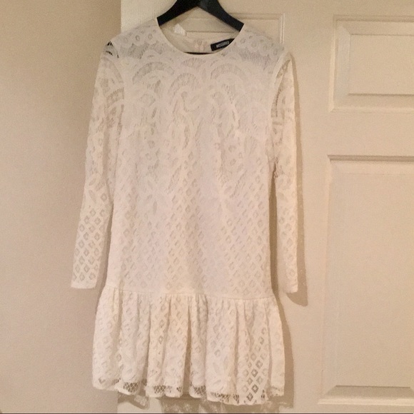 Missguided white Mini Dress🎀 - Picture 3 of 8
