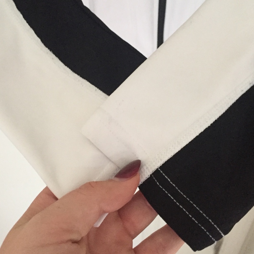 Contour Jacket - Picture 3 of 4