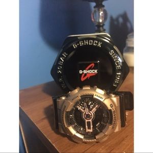 Aunthentic G-Shock Watch / Black and Gold