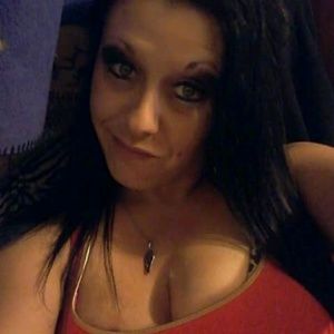 Meet your Posher, Chrissy