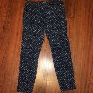 Old Navy Pixie Pant