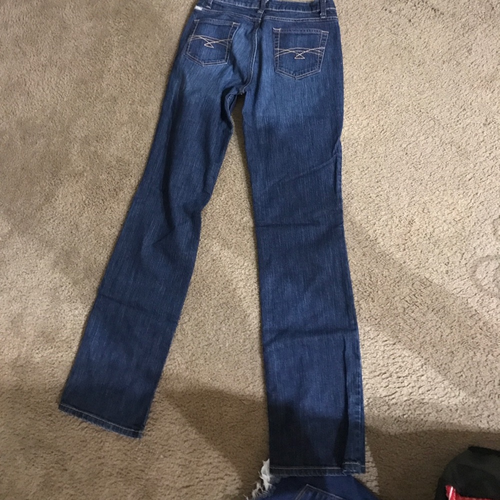 Cruel girl relaxed fit size 7, hardly worn.