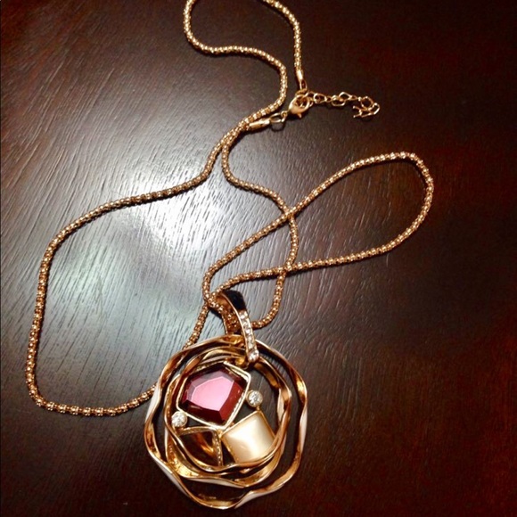 Brilliant Modern Long Crystal Pendant Necklace NWT - Picture 7 of 8