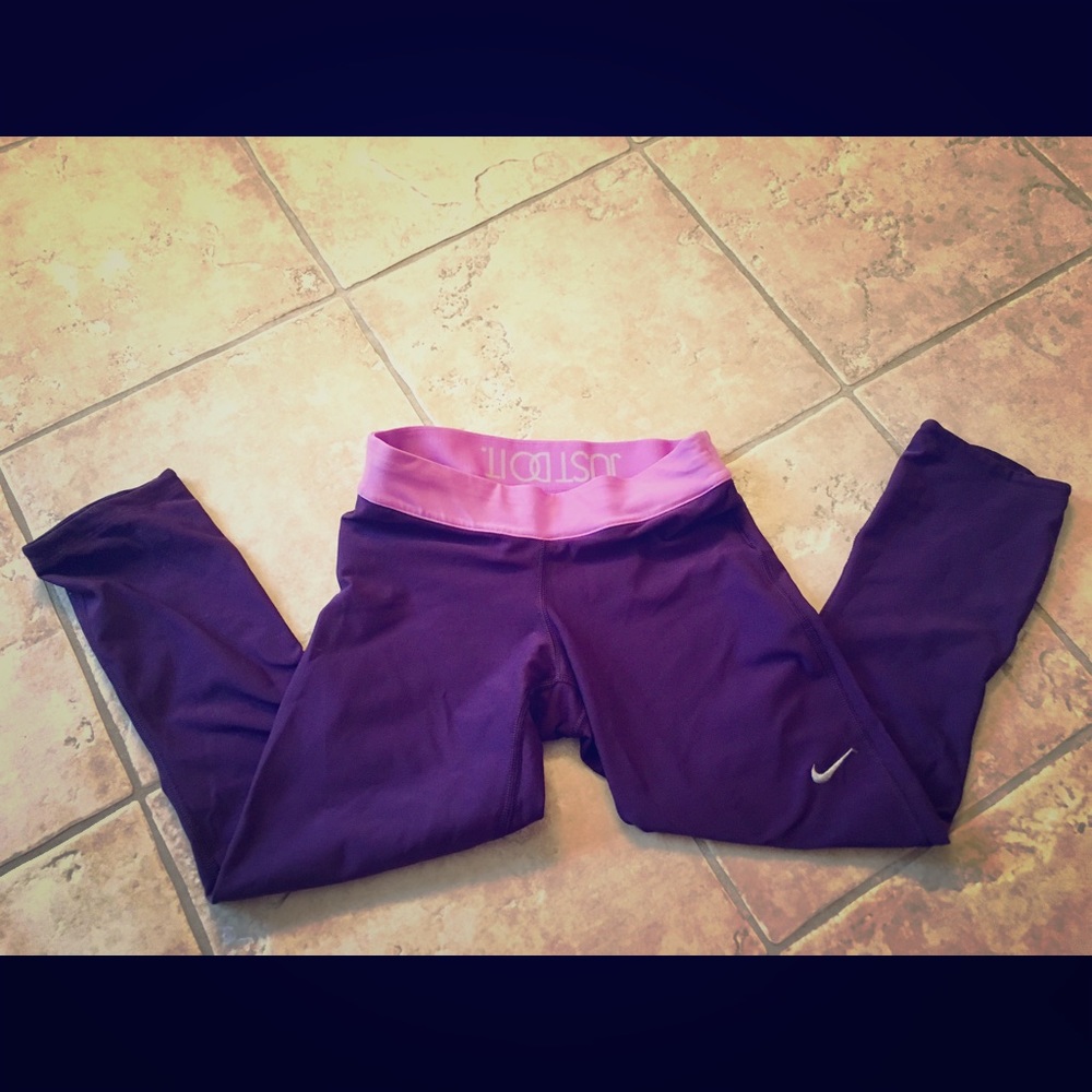 Nike crop pants