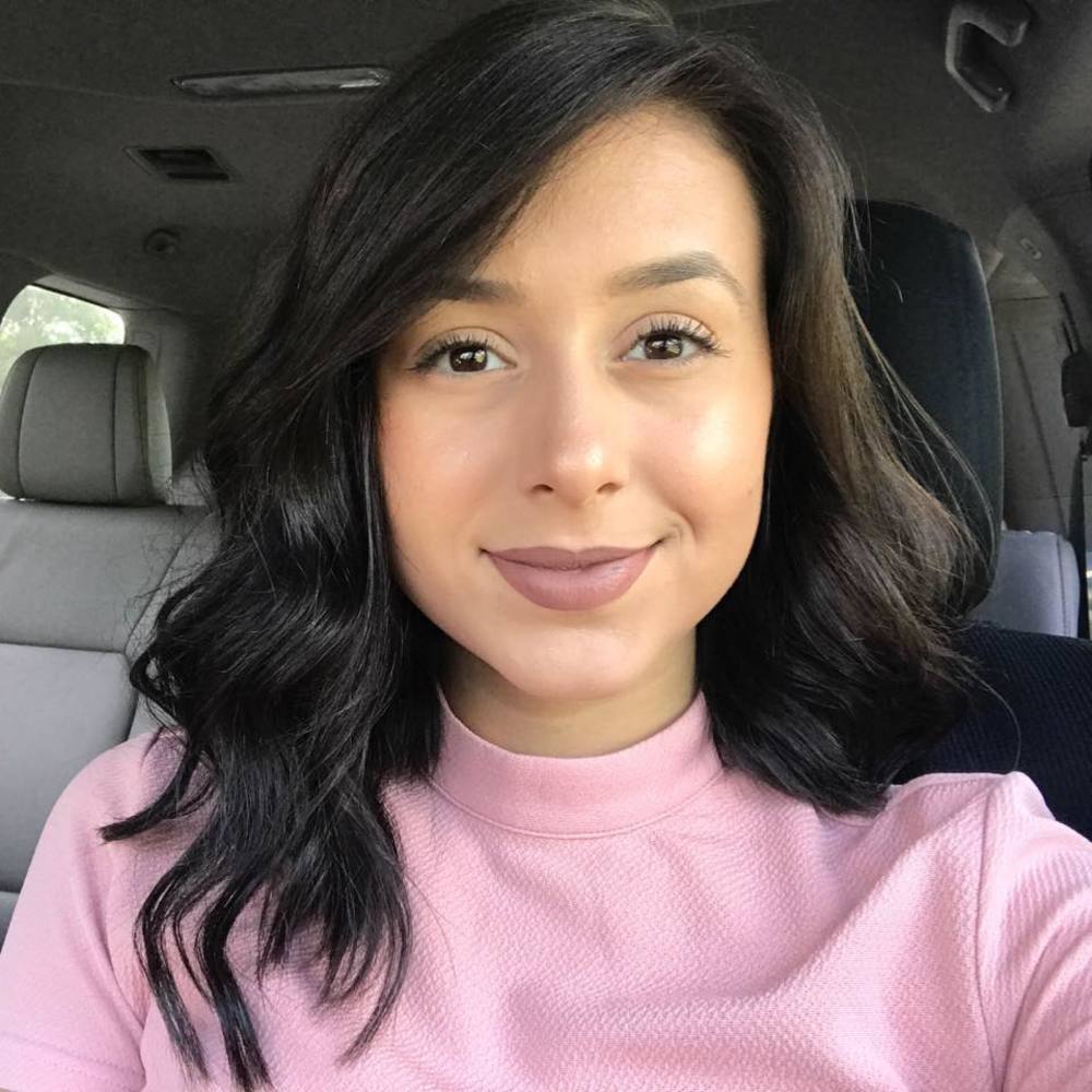 Meet your Posher, Danielle