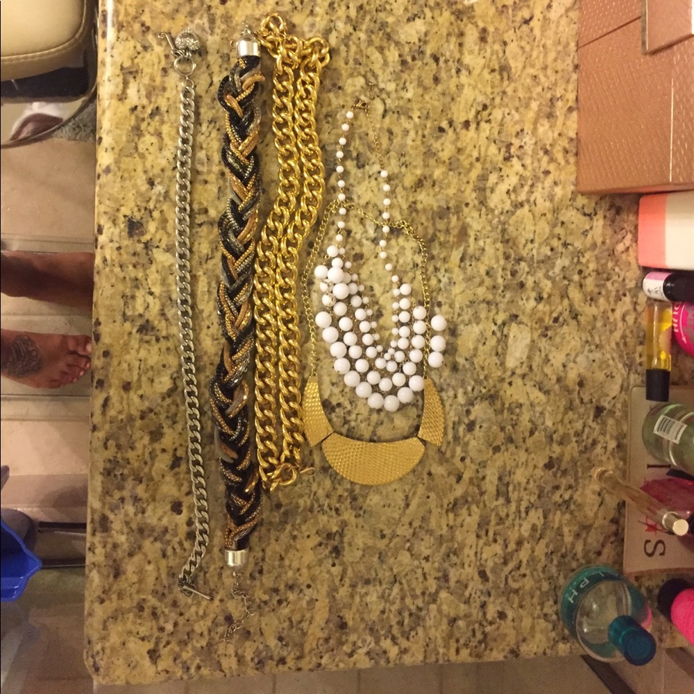 Juicy necklace bundle