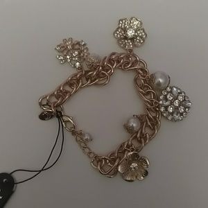 Costume gold braclet