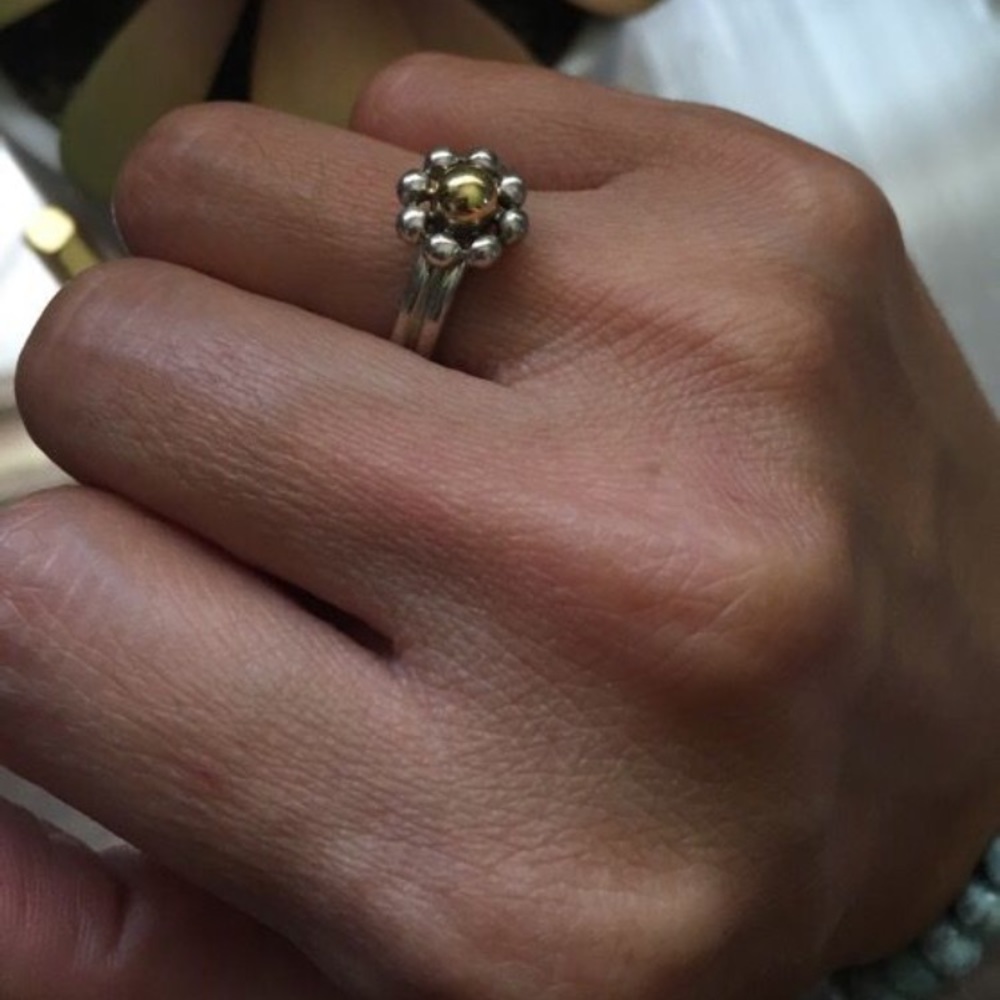 Tiffany & Co. 18k Gold Picasso Jolie Flower Ring.