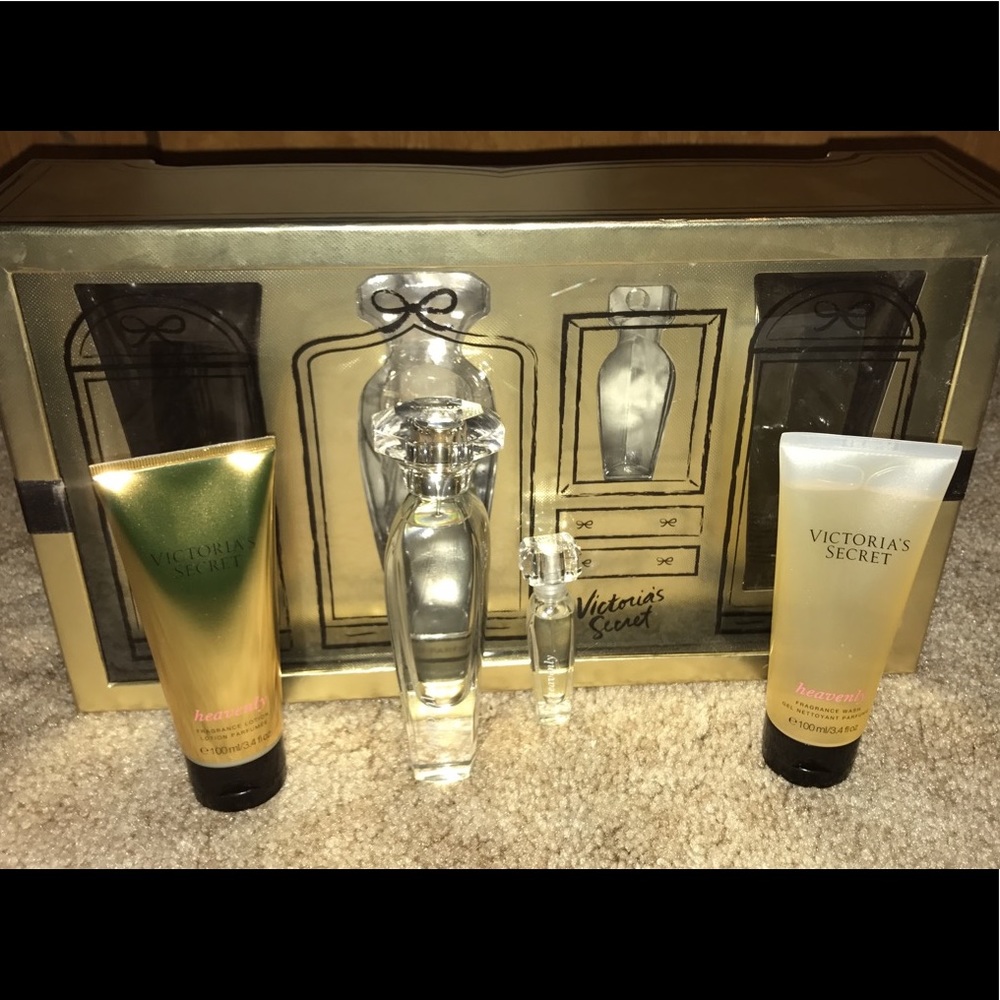 Victoria secret Heavenly perfume set