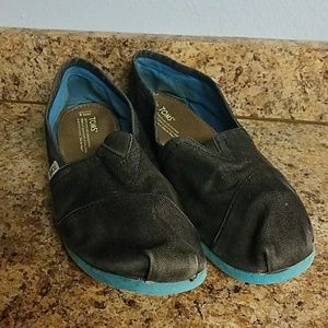 Toms men size 11.5 dark colored