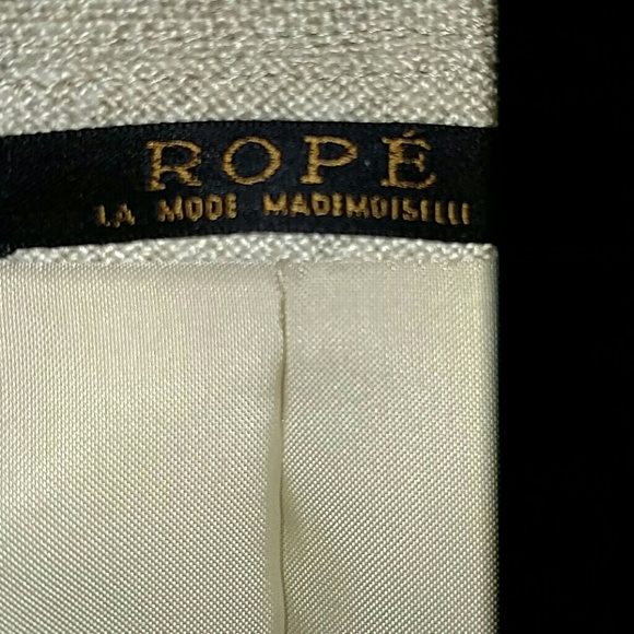 R O P E. La Mode Mademoiselle Suit! - Picture 6 of 6