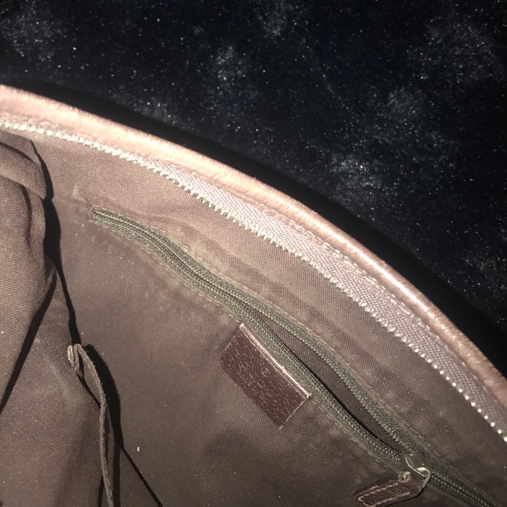 Authentic Gucci Medium Size Handbag - image 3