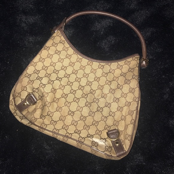 Authentic Gucci medium size handbag - Picture 2 of 3