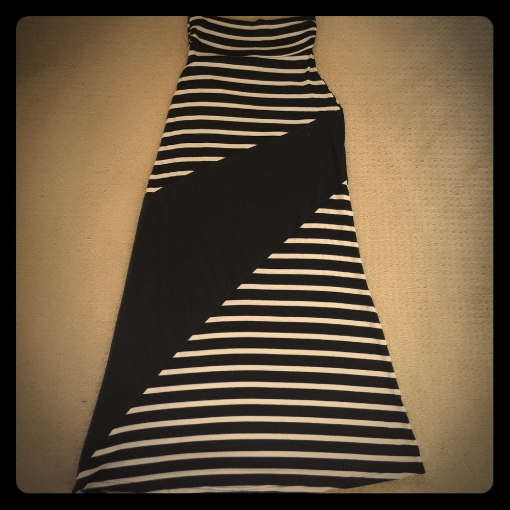 Charlotte Russe maxi black/tan skirt.
