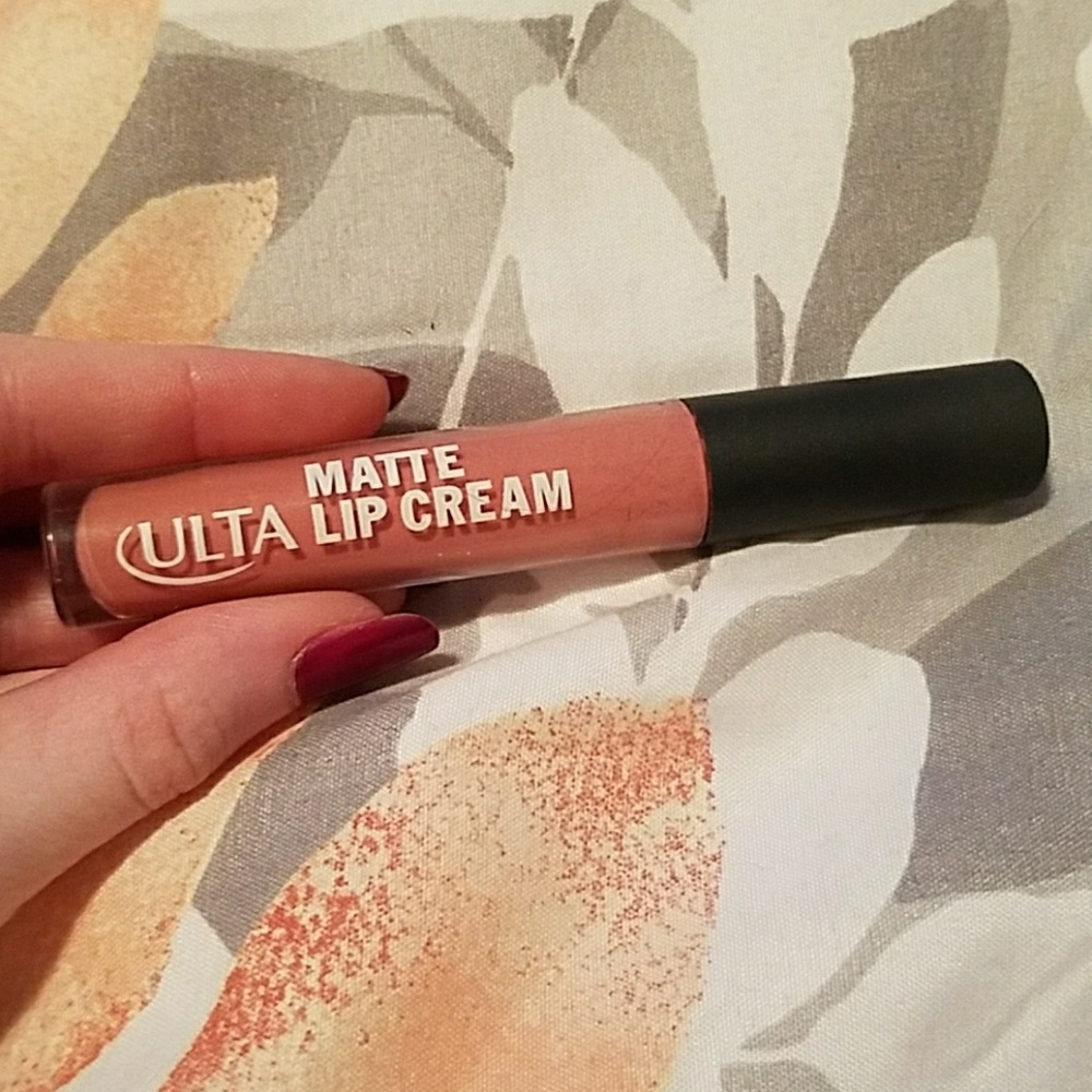Ulta Matte Lip Cream in shade Artistic
