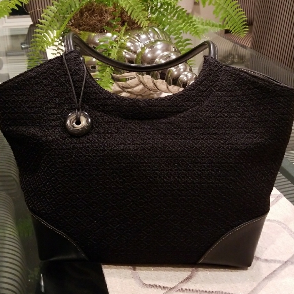 Ladies "The Sak" Black Crochet Purse ~ NWOT