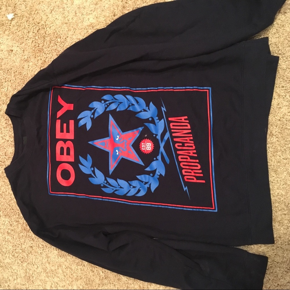 Obey sweater/ crew neck