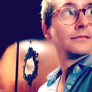 Meet your Posher, Christopher