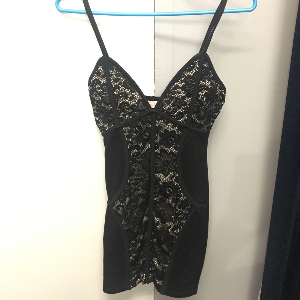 Black lace panel dress