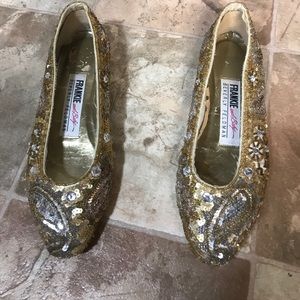 Beverly Feldman -!Frankie & baby flats