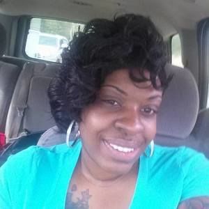 Meet your Posher, Lakisha