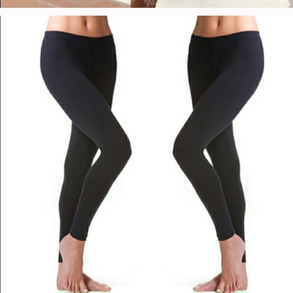 Boutique Fleece lined leggings. More colors. - Picture 4 of 8