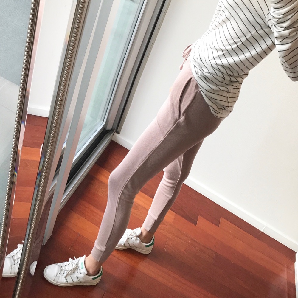 1 LEFT in L: Blush Skinny Deluxe Joggers - Picture 6 of 7