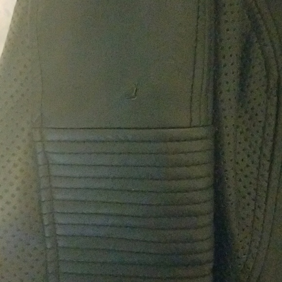 Guess Leather Jacket - Picture 3 of 4