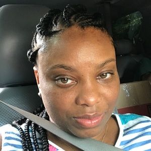 Meet your Posher, Lanette