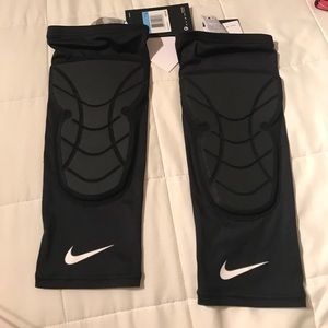 nike compression knee sleeves
