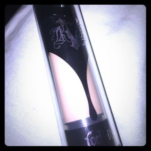 Kat Von D lock it foundation, light 45 neutral