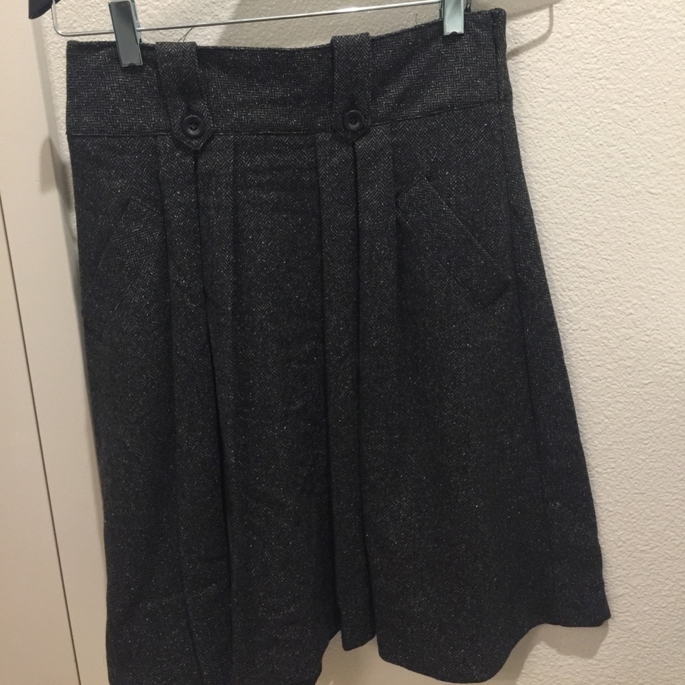 Benetton pleated wool skirt- size 38