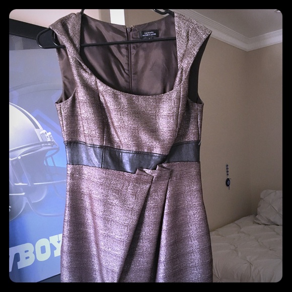 Tahari brown dress with sheen - Picture 1 of 6
