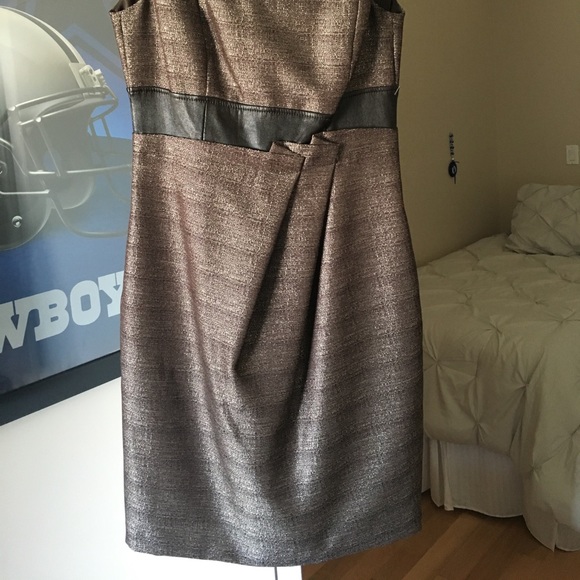 Tahari brown dress with sheen - Picture 2 of 6