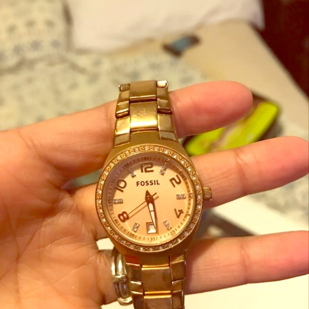 Fossil watch pristine condition rosegold