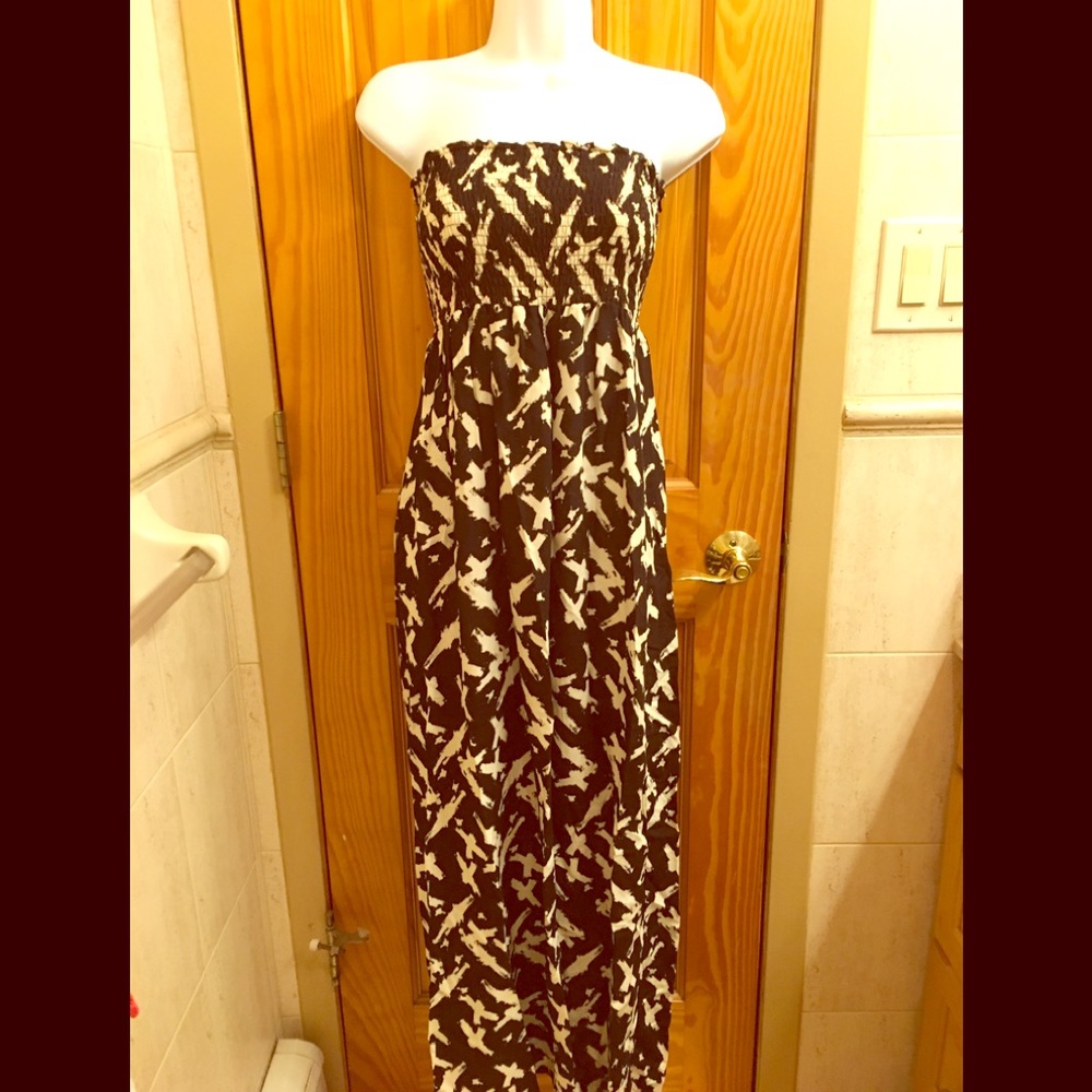 NWT Black & white beach bandeau maxi dress SZ S