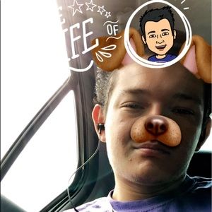 Meet your Posher, Luis g